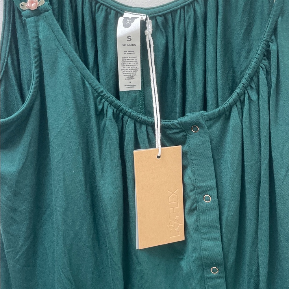 NWT POPFLEX Stunning Flowy Tank Green - Picture 2 of 7